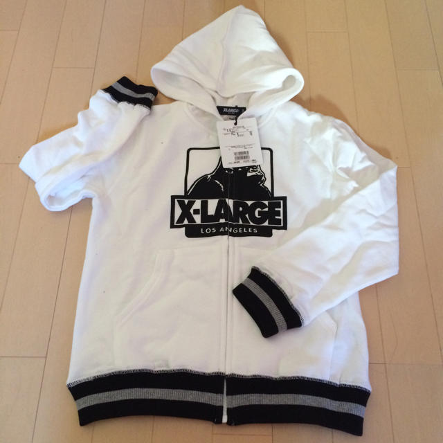 XLARGE(エクストララージ)のラージ 130 新品 キッズ/ベビー/マタニティのキッズ服男の子用(90cm~)(Tシャツ/カットソー)の商品写真