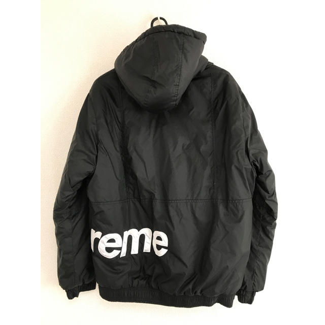 Supreme(シュプリーム)のsupreme Sideline Logo parka black シュプリーム メンズのジャケット/アウター(ダウンジャケット)の商品写真