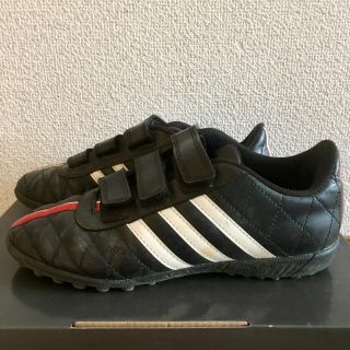 アディダス(adidas)のアディダストレーニングシューズ22.5黒11questra(シューズ)