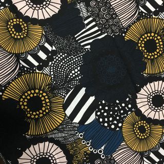 marimekko - マリメッコ 生地 ピエニシールトラプータルハ 黄青の通販 ...