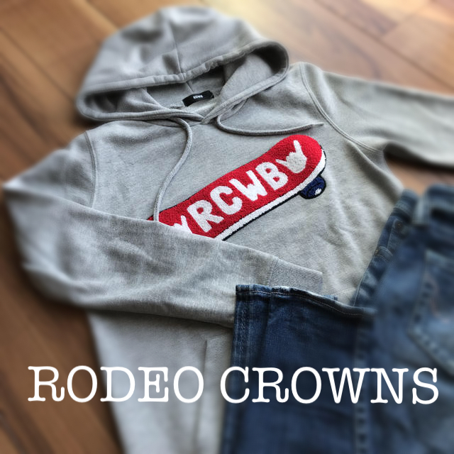 RODEO CROWNS WIDE BOWL(ロデオクラウンズワイドボウル)のRCWB★パーカー レディースのトップス(パーカー)の商品写真