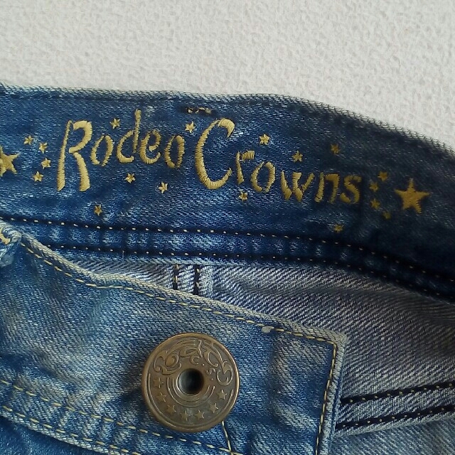 RODEO CROWNS(ロデオクラウンズ)のロデオクラウンズ　デニムショートパンツ レディースのパンツ(ショートパンツ)の商品写真