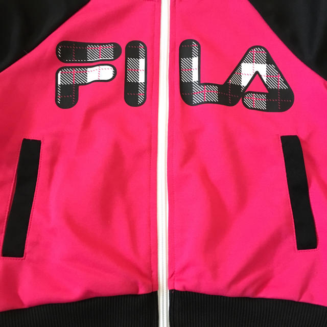 FILA(フィラ)のFILA ジャージ 女の子 スポーツ 110 キッズ/ベビー/マタニティのキッズ服女の子用(90cm~)(その他)の商品写真