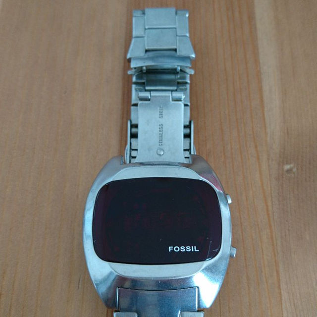 FOSSIL(フォッシル)のFOSSIL デジタル腕時計 【訳あり】 メンズの時計(腕時計(デジタル))の商品写真