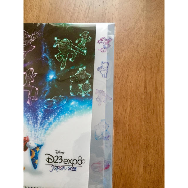 Disney(ディズニー)のD23 2018 インデックスクリアファイル☆オマケ付き♪ エンタメ/ホビーのアニメグッズ(クリアファイル)の商品写真