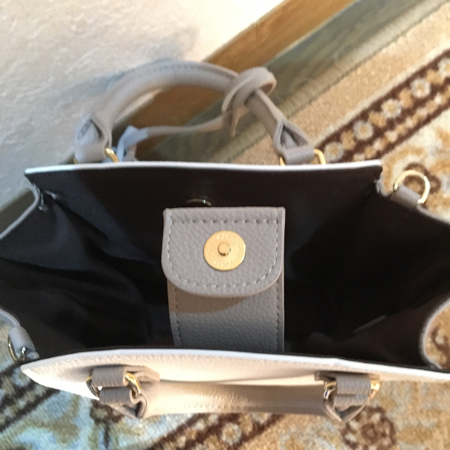 Samantha Thavasa(サマンサタバサ)のサマンサタバサミニショルダー レディースのバッグ(ショルダーバッグ)の商品写真