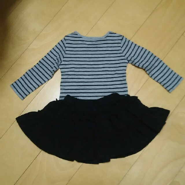 BeBe(ベベ)の専用 べべ サイズ90 カットソー、スカートセット キッズ/ベビー/マタニティのキッズ服女の子用(90cm~)(Tシャツ/カットソー)の商品写真