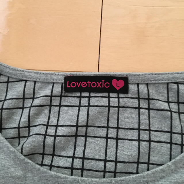 lovetoxic(ラブトキシック)のLovetoxic◆ラブトキシック◆カットソー◆Lサイズ キッズ/ベビー/マタニティのキッズ服女の子用(90cm~)(Tシャツ/カットソー)の商品写真