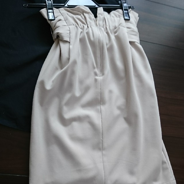 SNIDEL(スナイデル)のsale☆snidel☆トレンチスカート☆ベージュ  レディースのスカート(ひざ丈スカート)の商品写真