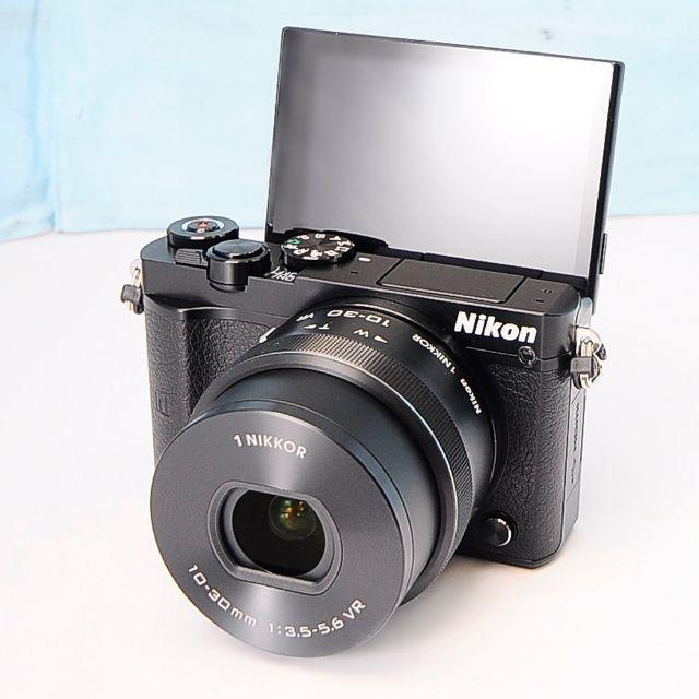 セルフィーOK 軽い 小さい 使いやすい Wi-Fi付き Nikon 1 J5