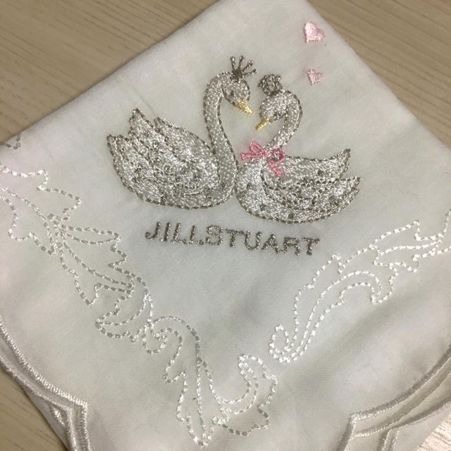 JILLSTUART(ジルスチュアート)のジルスチュアート 刺繍ハンカチ レディースのファッション小物(ハンカチ)の商品写真