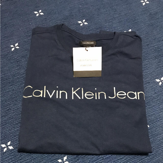 Calvin Klein(カルバンクライン)のカルバンクライン Tシャツ ネイビー レディースのトップス(Tシャツ(半袖/袖なし))の商品写真