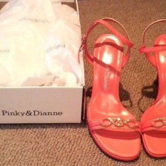 Pinky&Dianne(ピンキーアンドダイアン)の受注生産限定色！ピンキー&ダイアン★ストラップサンダル レディースの靴/シューズ(サンダル)の商品写真