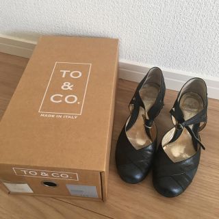 トゥーアンドコー(TO&CO.)のTO&COパンプス(ハイヒール/パンプス)