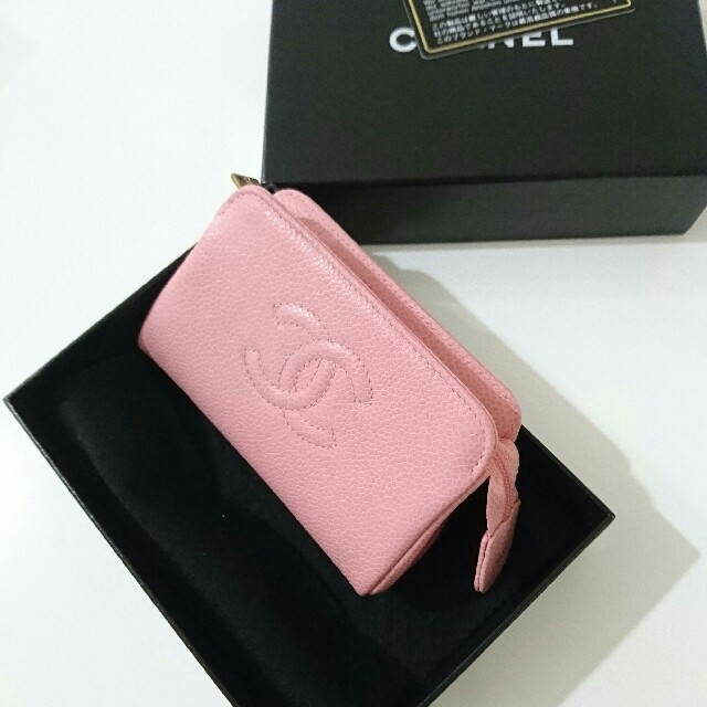 CHANEL(シャネル)のシャネル ポーチ キャビアスキン ピンク レディースのファッション小物(ポーチ)の商品写真