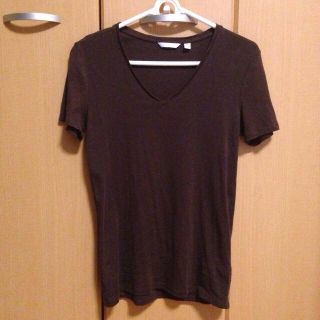 ユニクロ(UNIQLO)のVネックTシャツ ブラウン&ブラック(Tシャツ(半袖/袖なし))