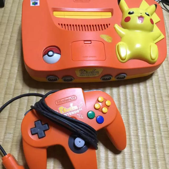 ニンテンドー64 ピカチュウ版オレンジコントローラ1台付 | フリマアプリ ラクマ