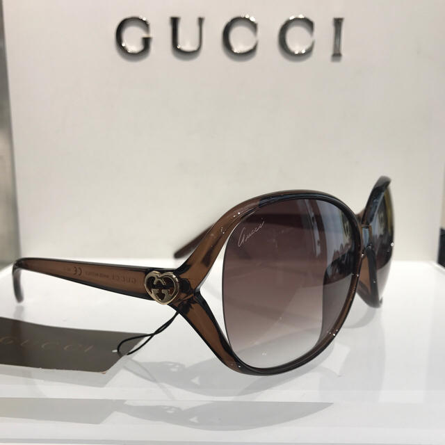 Gucci - 73%off【新品未使用】GUCCI グッチ ハート サングラスの通販 by h!c@ru's shop｜グッチならラクマ