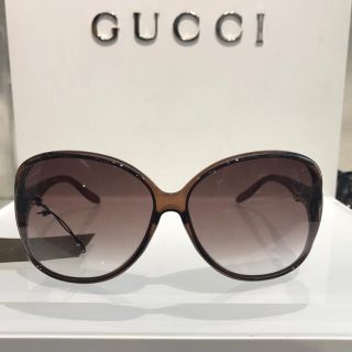 グッチ(Gucci)の73%off【新品未使用】GUCCI グッチ  ハート サングラス(サングラス/メガネ)