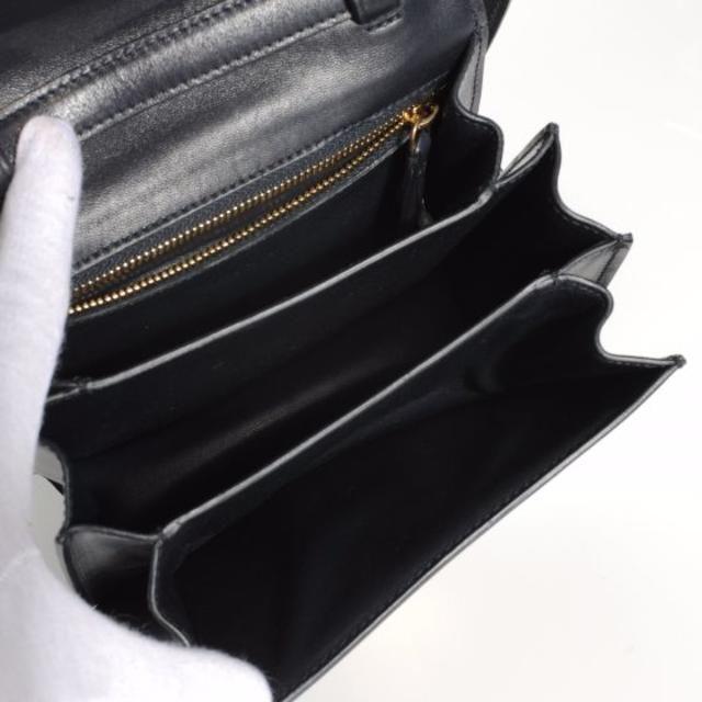 celine(セリーヌ)のCELINE CLASSIC BOX BLACK　正規品・新品 ご予約済 レディースのバッグ(ハンドバッグ)の商品写真