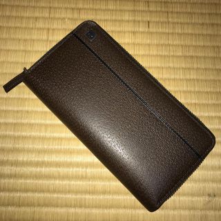 カルバンクライン(Calvin Klein)のカルバン・クライン ラウンドファスナー財布(長財布)