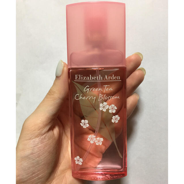 Elizabeth Arden(エリザベスアーデン)のエリザベスアーデン  グリーンティー チェリーブロッサム コスメ/美容の香水(香水(女性用))の商品写真