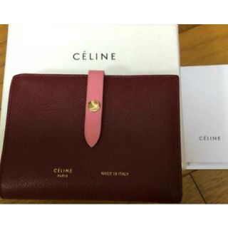 セリーヌ(celine)のセリーヌ ストラップミディアムマルチクッション 財布(財布)