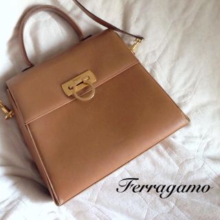 フェラガモ(Ferragamo)のフェラガモ バッグ(ハンドバッグ)