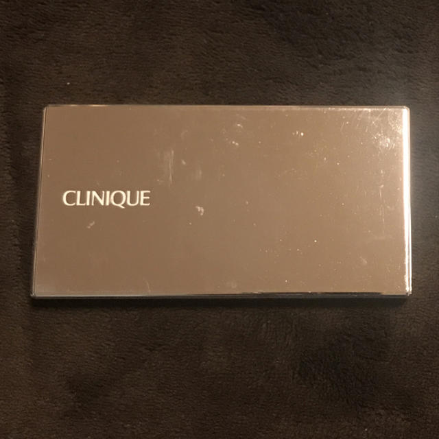 CLINIQUE(クリニーク)のかんちゃん様専用CLINIQUE リップ＆アイシャドウ 中古 コスメ/美容のベースメイク/化粧品(アイシャドウ)の商品写真