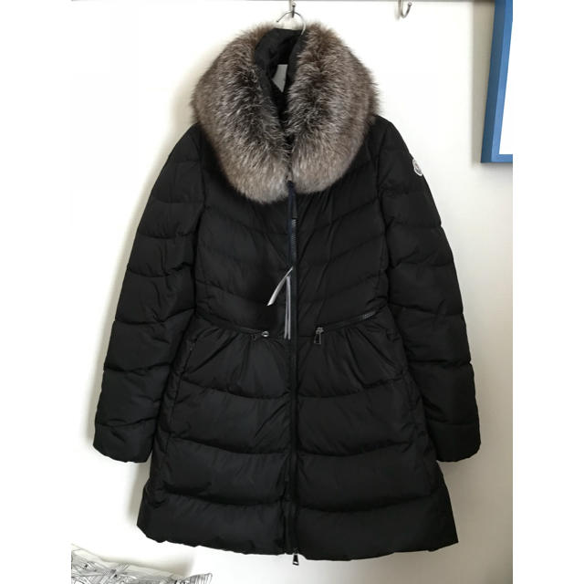 MONCLER(モンクレール)のりん様、専用です( ^ω^ ) レディースのジャケット/アウター(ダウンジャケット)の商品写真