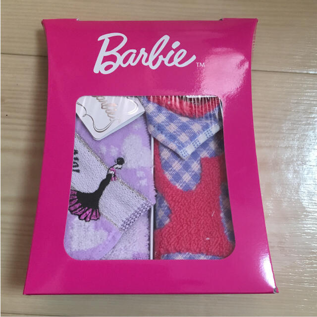 Barbie(バービー)のタオルハンカチ  レディースのファッション小物(ハンカチ)の商品写真