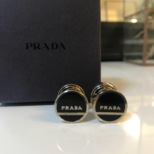 PRADA(プラダ)のプラダ カフス メンズのファッション小物(カフリンクス)の商品写真