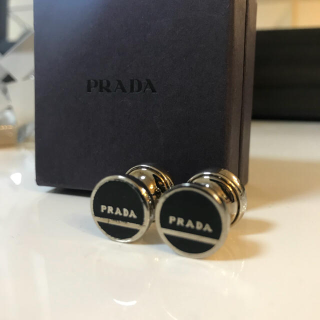 PRADA(プラダ)のプラダ カフス メンズのファッション小物(カフリンクス)の商品写真