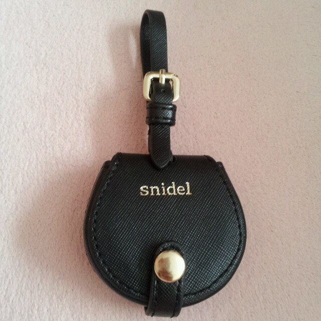 SNIDEL(スナイデル)のコインケース レディースのファッション小物(コインケース)の商品写真