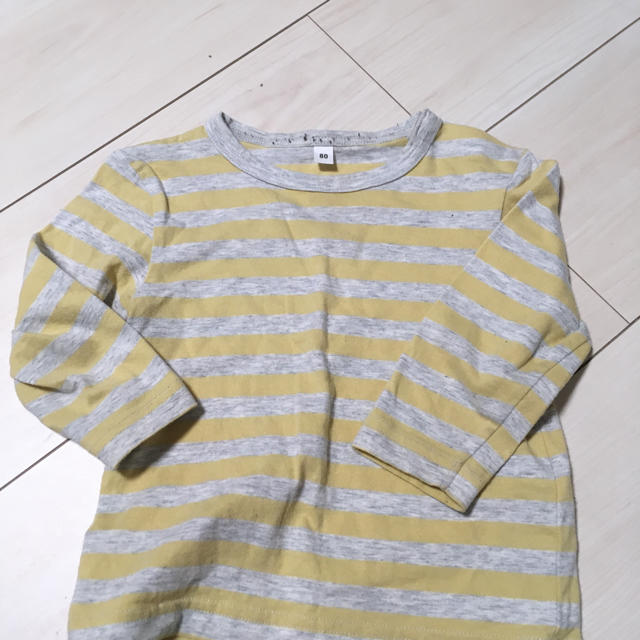 MUJI (無印良品)(ムジルシリョウヒン)の無印  80サイズ ボーダーTシャツ キッズ/ベビー/マタニティのベビー服(~85cm)(Ｔシャツ)の商品写真