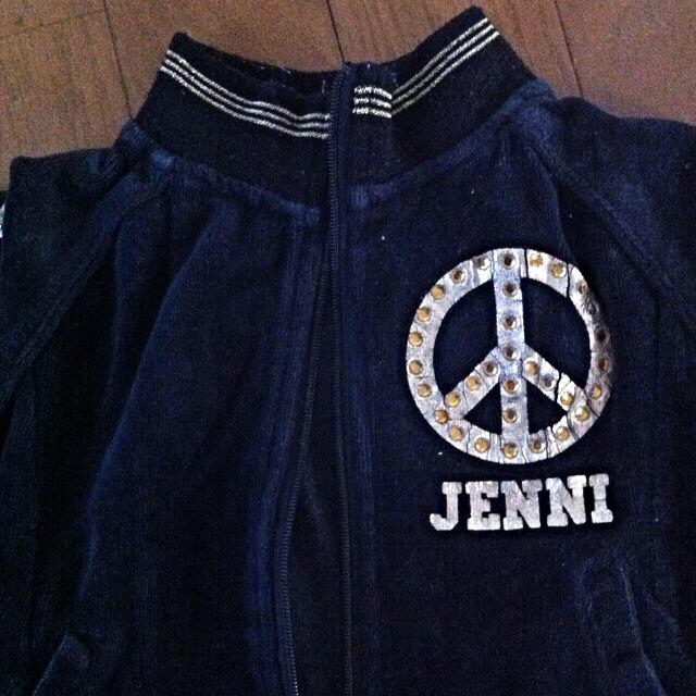 JENNI(ジェニィ)のJENNIブラックベロアワンピース110 キッズ/ベビー/マタニティのキッズ服女の子用(90cm~)(その他)の商品写真