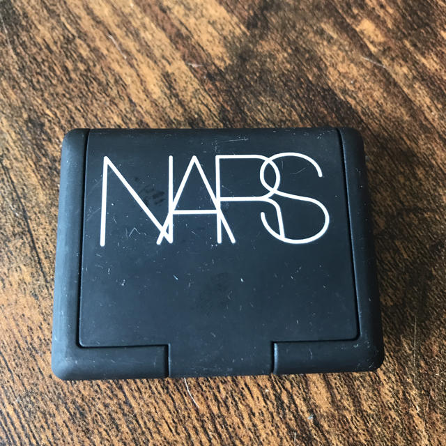 NARS(ナーズ)のNARSシングルアイシャドー コスメ/美容のベースメイク/化粧品(アイシャドウ)の商品写真