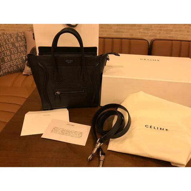 celine(セリーヌ)のセリーヌ ラゲージナノショッパー  正規品 極美品 レディースのバッグ(ショルダーバッグ)の商品写真