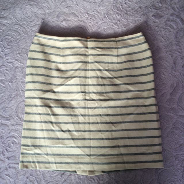 31 Sons de mode(トランテアンソンドゥモード)のトランテアン リバーシブルスカート レディースのスカート(ひざ丈スカート)の商品写真