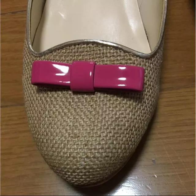 ピンクリボンの楽ちんウェッジソールパンプス レディースの靴/シューズ(ハイヒール/パンプス)の商品写真