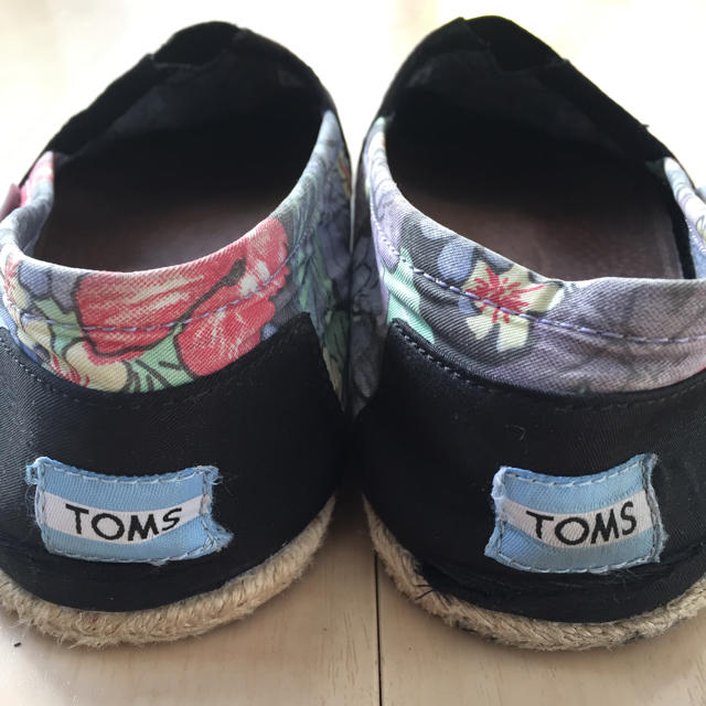 TOMS(トムズ)のTOMS 海外限定モデル メンズの靴/シューズ(その他)の商品写真