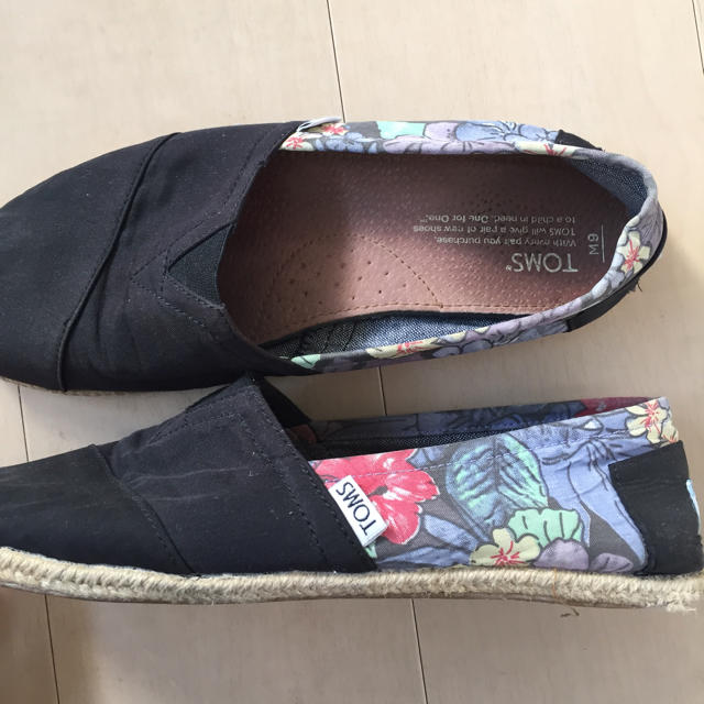 TOMS(トムズ)のTOMS 海外限定モデル メンズの靴/シューズ(その他)の商品写真