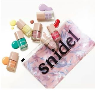 スナイデル(SNIDEL)の snidel　春ネイル7本セット & 花柄ポーチ

(マニキュア)