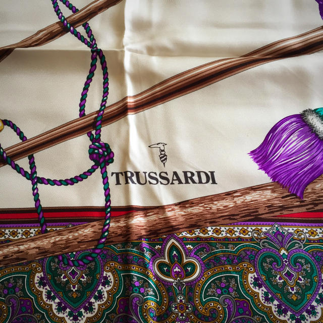 Trussardi(トラサルディ)のトラサルディ 大判スカーフ マリリン様専用 ハンドメイドのファッション小物(スカーフ)の商品写真