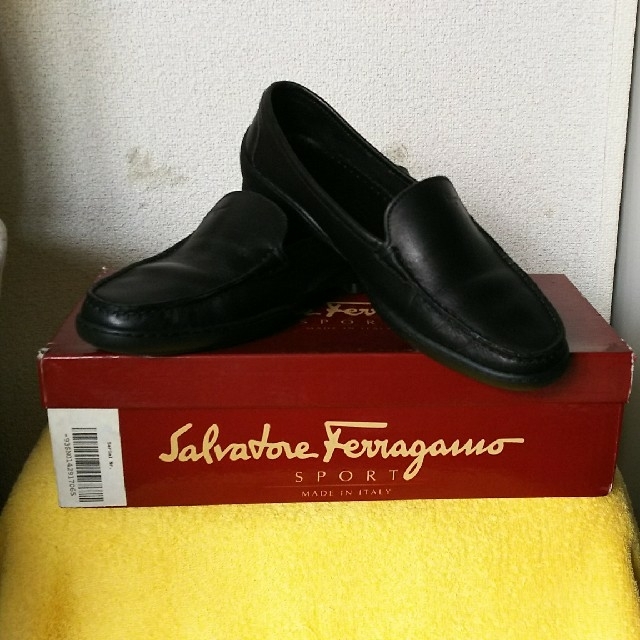 Salvatore Ferragamo(サルヴァトーレフェラガモ)のSalvatore Ferragamo SPORT BOTTE レディス(黒) レディースの靴/シューズ(ローファー/革靴)の商品写真