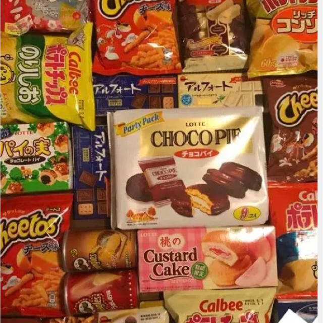 お菓子詰め合わせ 大量 食品/飲料/酒の食品(菓子/デザート)の商品写真