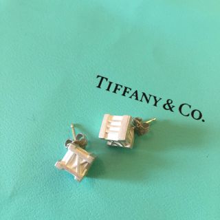 【美品】Tiffany ティファニー　アトラス　キューブピアス　シルバー