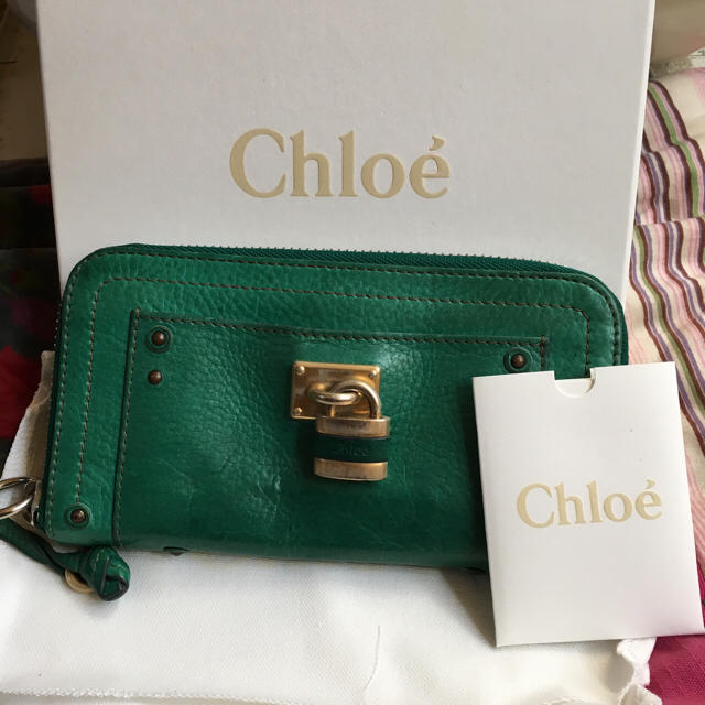 Chloe(クロエ)のピヨポンポコ様専用  chloe グリーン 長財布 中古 レディースのファッション小物(財布)の商品写真