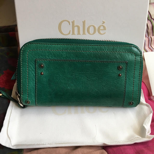Chloe(クロエ)のピヨポンポコ様専用  chloe グリーン 長財布 中古 レディースのファッション小物(財布)の商品写真