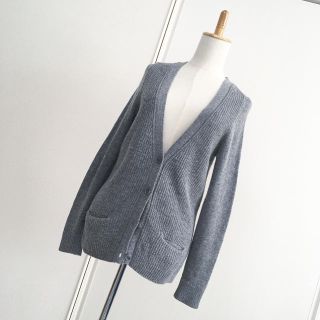 ギャップ(GAP)の【美品】送料無料 ✴︎ Gap グレー ニットカーディガン(カーディガン)